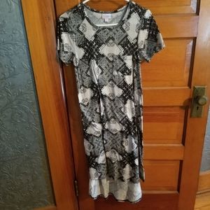 LuLaRoe Carly.  White/black/gray pattern.  Size XS